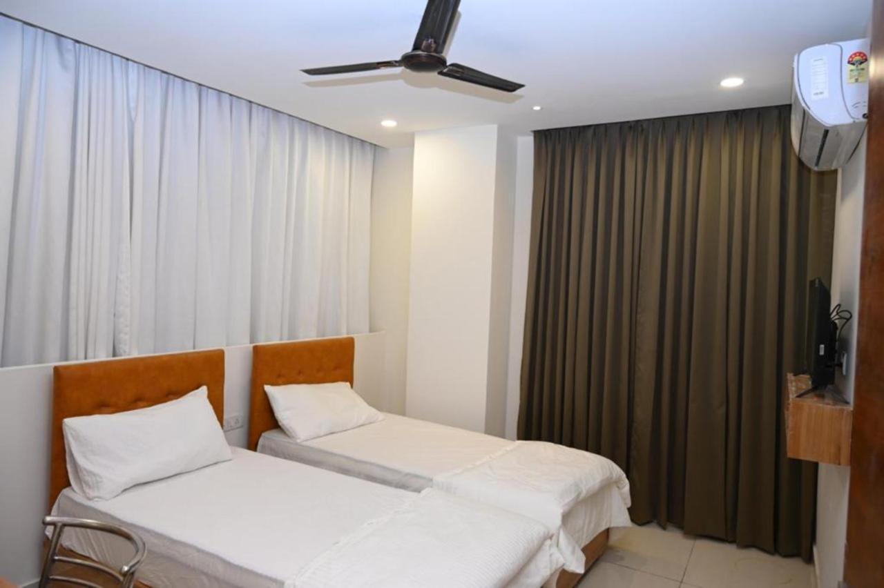 Hotel Hibiscus Tree- Bachupally Hyderabad Esterno foto