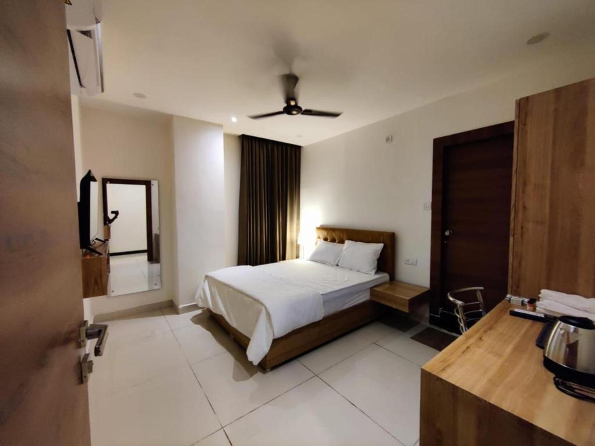 Hotel Hibiscus Tree- Bachupally Hyderabad Esterno foto