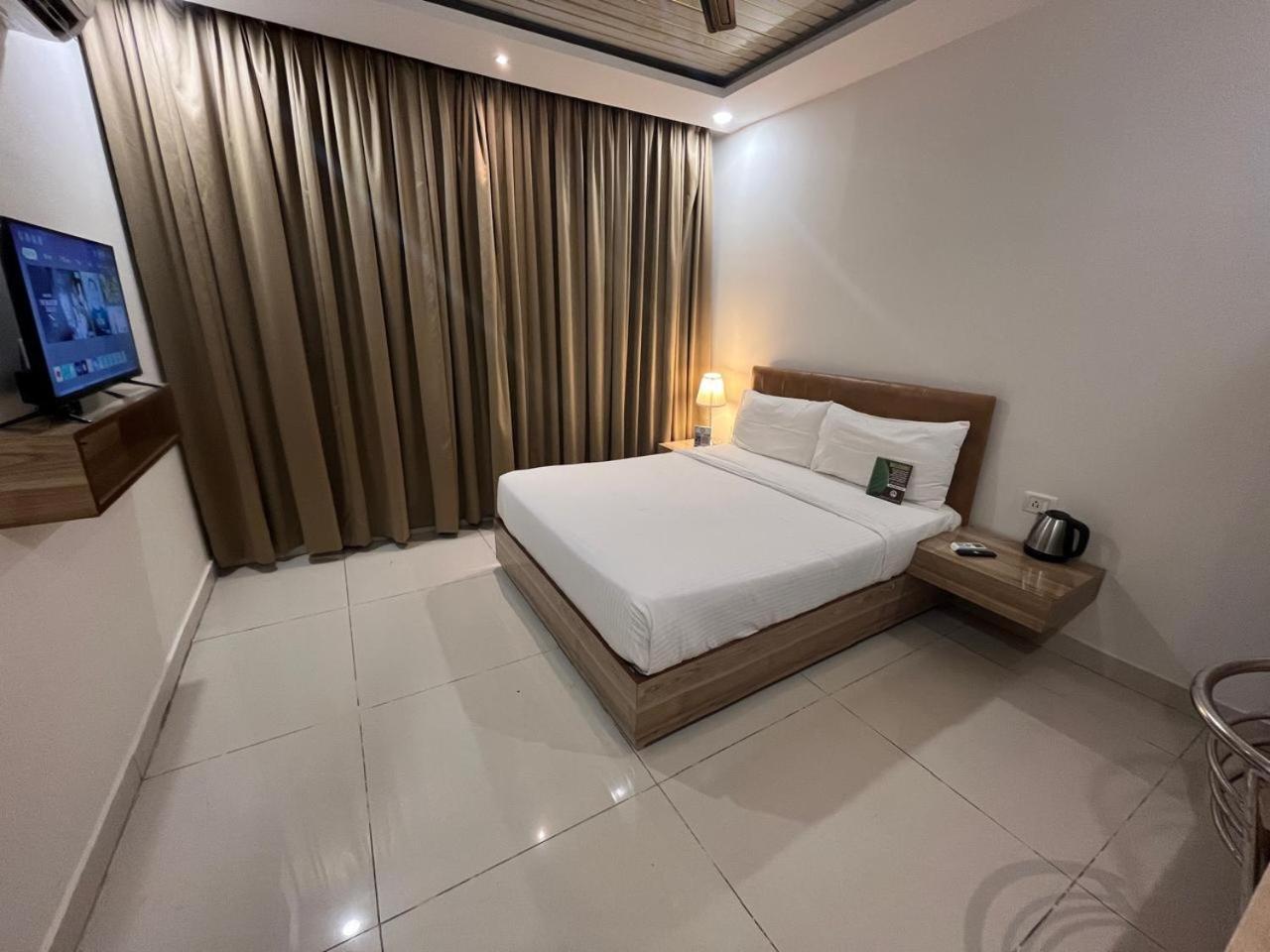 Hotel Hibiscus Tree- Bachupally Hyderabad Esterno foto